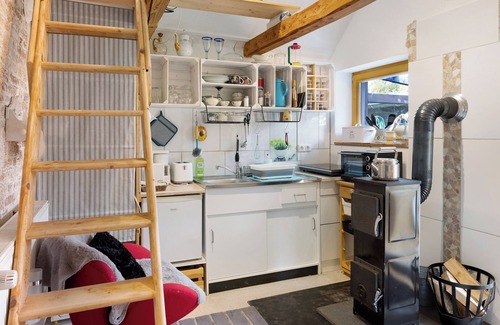 Beringstedt Ski Chalet | Chalet 'Tinyhouse-gem-kleinodye' with Shared Terrace and Private Garden