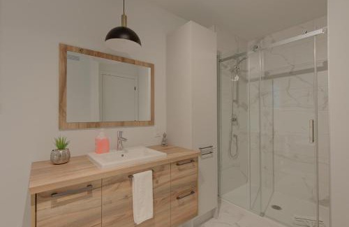 Pont-Rouge Ski Chalet | Chalet tout confort dans un domaine privé à 30 minutes de Québec