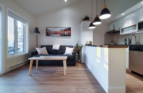 Orford Condo | Chalet Tranquillité Orford - 5 min. from Mont-Orford (ski, golf, hiking, bike)
