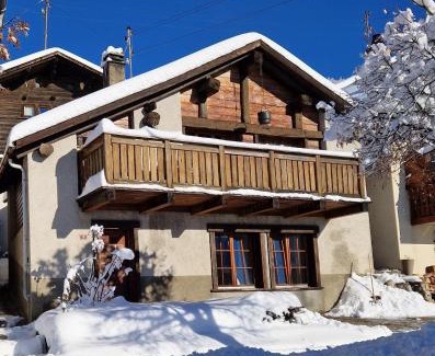 Icogne Ski Chalet | Chalet typique proche Crans Montana