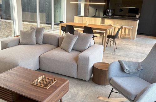 La Conception Ski Chalet | Chalet Urbain - New construction