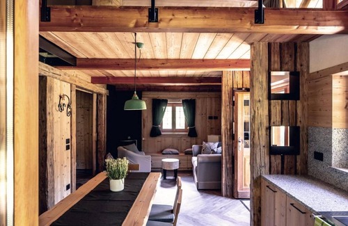 Ragoli Ski Chalet | Chalet 'Valon - Alpine Hideaway' with Mountain View and Private Garden