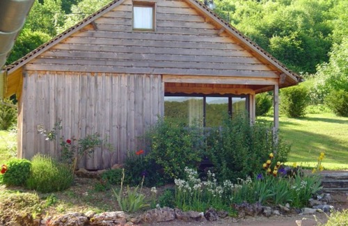 Ternant Ski Chalet | Chalet ' VERT ' in the heart of the Burgundy countryside