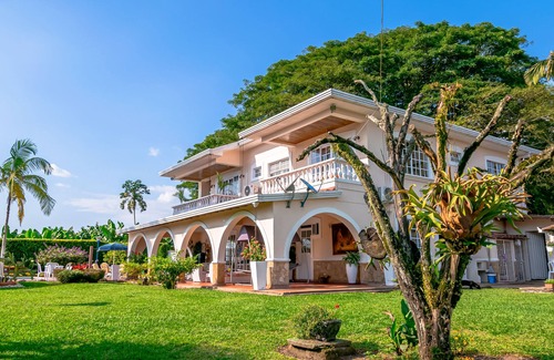 La Tebaida Ski Chalet | Chalet Villa Puebla