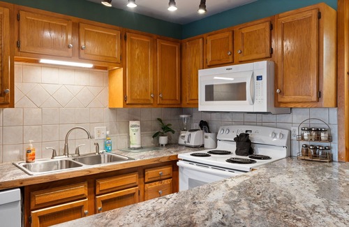 Chalet Village Cabin | Chalet Village Cabin-Deck, Mtn Views, games, spa, 5 br, 2 living areas