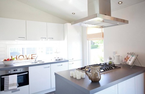 Velsen-Zuid House | Chalet with 2 bedrooms and a terrace