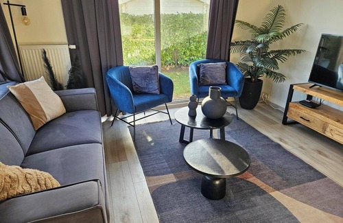 Susteren House | Chalet with 2 bedrooms and terrace