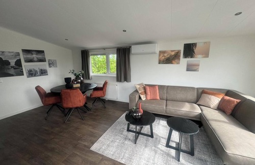 Susteren House | Chalet with 2 bedrooms and a terrace
