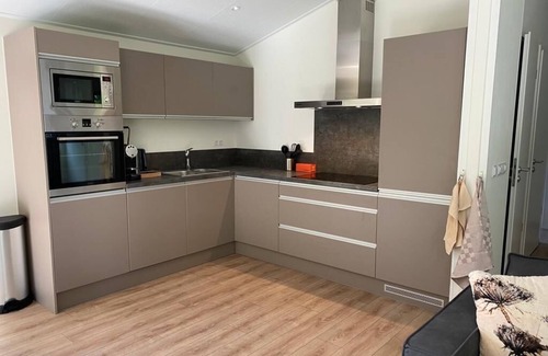 Schaarsbergen House | Chalet with 2 bedrooms and a terrace