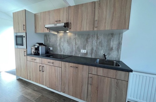 Schaarsbergen House | Chalet with 2 bedrooms and a terrace