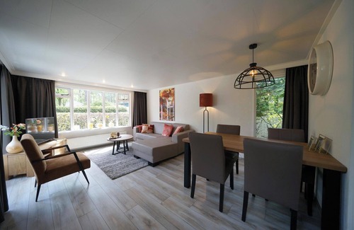 Lochem House | Chalet with 2 bedrooms and a terrace