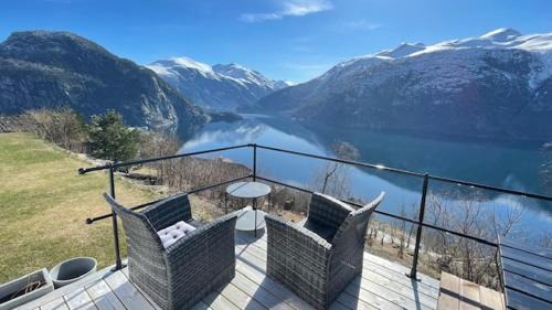 Valldal Ski Chalet | Chalet with amazing fjord view in Lingåsen
