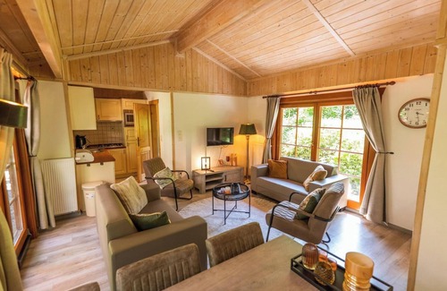 Lochem House | Chalet with an open-plan kitchen and 2 bedrooms