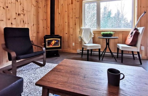 Saint-Tite-des-Caps Ski Chalet | Chalet with spa close to ski stations