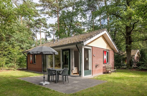 Borger Ski Chalet | Chalet with Dishwasher near Nature Reserve