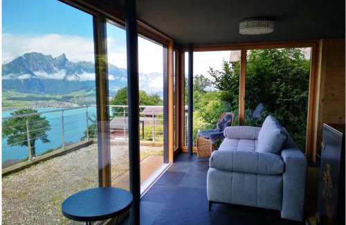 Aeschlen ob Gunten Ski Chalet | Chalet with panoramic views of the mountains of the Oberland and Lake Thun