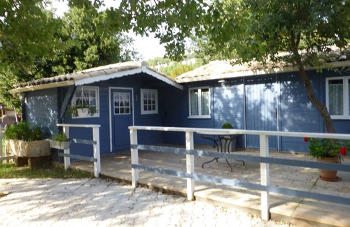 Merindol Cottage | Chalet with pool at the foot of the Gorges Régalon