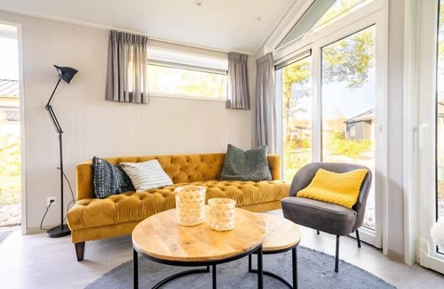 Otterlo House | Chalet with two bedrooms and one bathroom