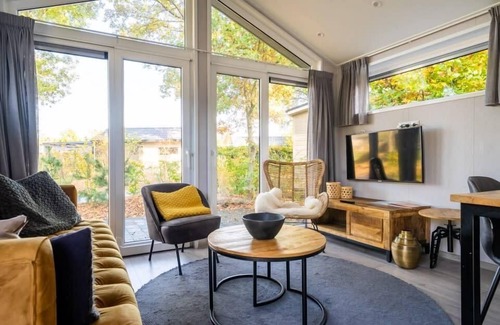 Otterlo House | Chalet with two bedrooms and one bathroom