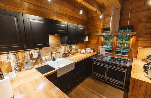 Ramscheid Ski Chalet | Chalet with winter garden & sauna house, Hohes Venn Nature Park,Dog-friendly