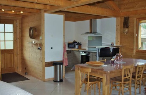 Queige Ski Chalet | Chalet wood comfortable, independent, quiet, with beautiful views of Mont Blanc