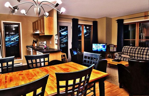 Stoneham Ski Chalet | Chalets Alpins 13 Chemin Alpin