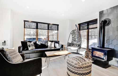 Stoneham Ski Chalet | Chalets Alpins - 14 Chemin Alpin