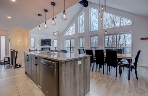 Eastman Ski Chalet | Chalets Bookmark Le PÜR: comfort and modernity in the mountains, in the heart of nature