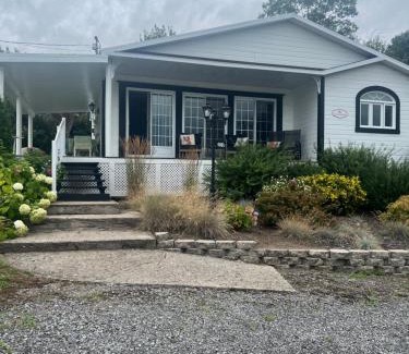 Saint-Jean-de-l'lle-d'Orleans Ski Chalet | Chalets Plage St-Jean