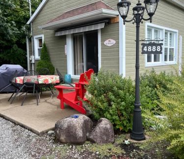 Saint-Jean-de-l'lle-d'Orleans Ski Chalet | Chalets Plage St-Jean