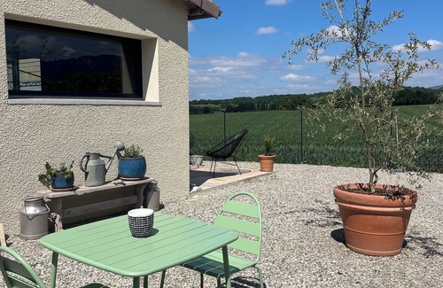 Marches House | Chaleureuse et Reposante, Cest Ainsi Quest Définie la Placette !