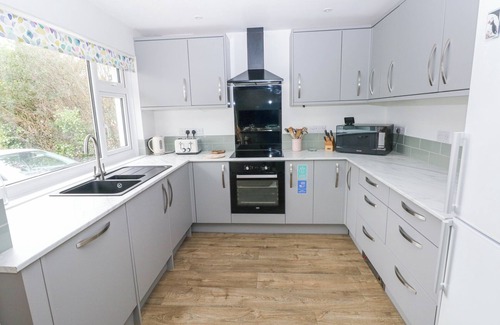 Trefin Cottage | Chalfonts Cottage