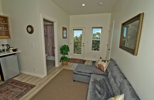 Crestone Apartment | Challenger Views on Ridgecrest: Upstairs Suite