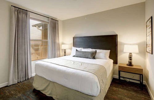 Marble Falls Resort | Challenging golf courses and tasteful wineries!