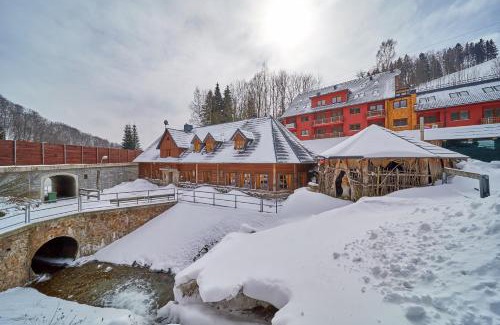 Zacler Ski Chalet | Chalupa Baba-jaga Žacléř