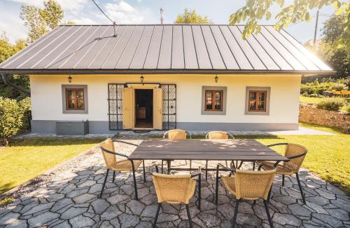 Banska Stiavnica Villa | . chalupa na slnečnom kopci .