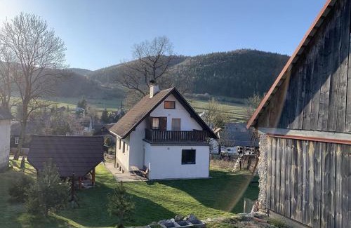 Cicmany House | Chalupa Nad Lipou - Čičmany, turistika, sauna, krb