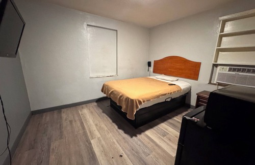 Mosby Hotel | Chamberlayne Motel by Belvilla Richmond North