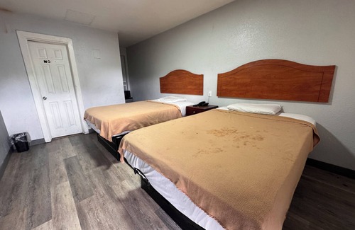 Mosby Hotel | Chamberlayne Motel by Belvilla Richmond North