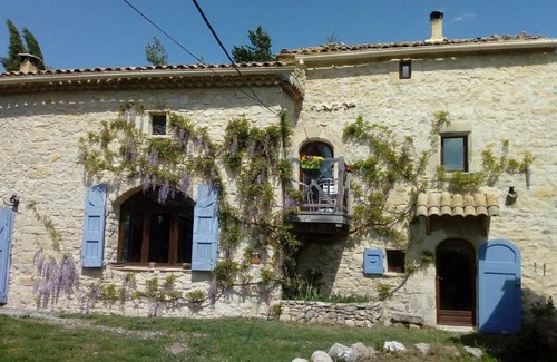 Saint-Michel-l'Observatoire Bed & Breakfast | Chambres d'hôtes Pacaleaula