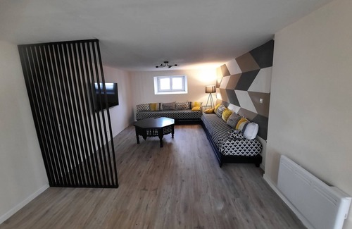Vesoul Bed & Breakfast | Chambre Économique Avec Salle de Bain Privative 1. Idéale Pour un Séjour Court !