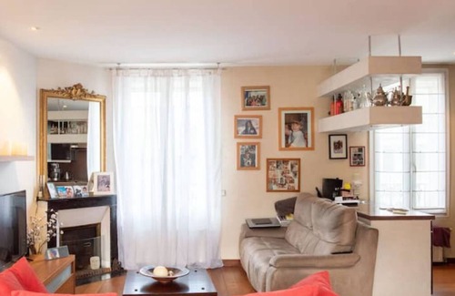 Vitry-sur-Seine Bed & Breakfast | Chambre Agréable Dans Pavillon Coquet