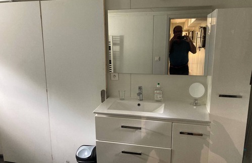 Bois Blancs Boat Rental | Chambre Chez L'habitant, sur une Péniche, à Lille,