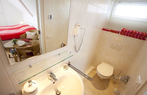 Assendelft Bed & Breakfast | Chambre Confortable au Bord du Canal