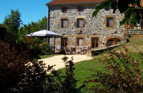 Saint-Privat-d'Allier Bed & Breakfast | Chambre cosy avec bien-être, parking, wifi - Au cœur de l'Auvergne - FR-1-582-506