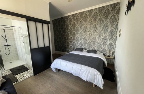 Epinac Bed & Breakfast | Chambre Cuir