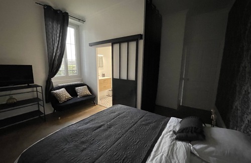 Epinac Bed & Breakfast | Chambre Cuir