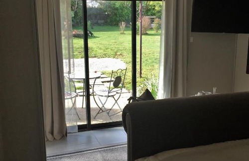 La Porcherie Bed & Breakfast | Chambre d’hôte - Ilse's Garden Chair