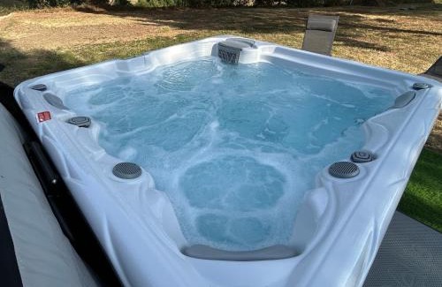 Salvagnac Bed & Breakfast | Chambre d'hôte Mélusine - Spa Illimité - Nature - Les Fées des Chênes