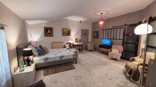 Romenay Bed & Breakfast | Chambre d'hôte SOJANI